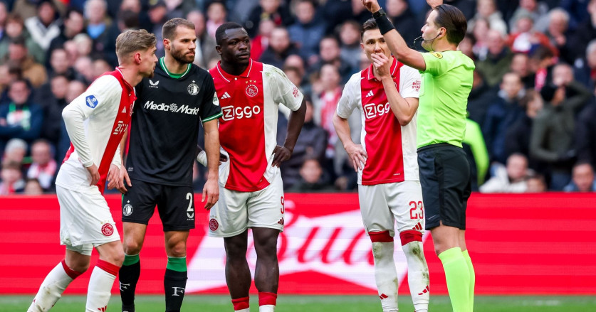 Prediksi dan Analisis Pertandingan AFC Ajax Amsterdam vs Feyenoord | 14 Desember 2025