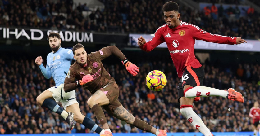 Man Utd Siap Kejutkan Dunia dengan Transfer Pemain dari Liverpool, Langka!