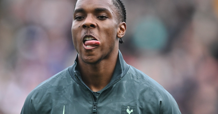 Ange Postecoglou Tolak Tawaran Besar, Fokus Kembali ke Liga Premier