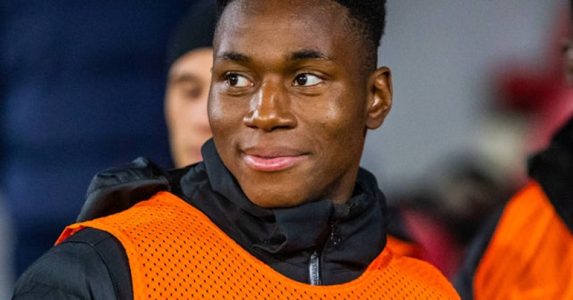 Chelsea Umumkan Rekrutan Pertama 2025, Durasi Panjang Kontrak Bikin Geleng Kepala