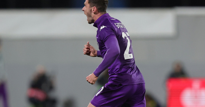 Robin Gosens Pilih Bertahan di Fiorentina Daripada Pindah ke Nottingham Forest