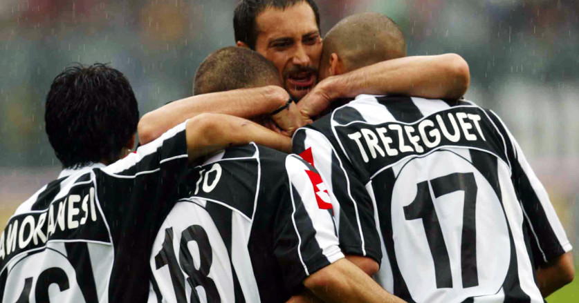 Kontroversi Penalti Ronaldo 1998 yang Tak Akan Terjadi Jika Ada VAR