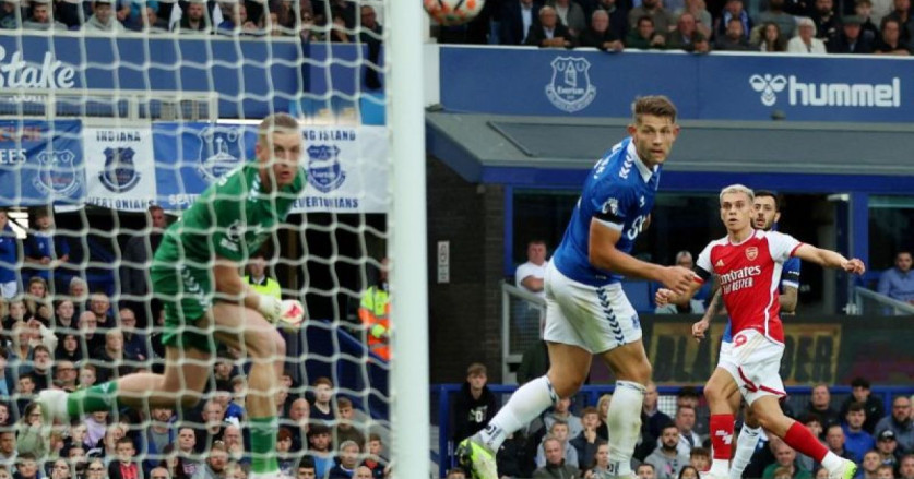 Arsenal Menang Tipis 1-0 atas Everton di Liga Premier