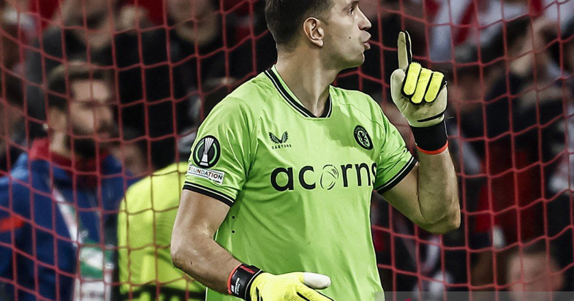 Aston Villa Pertimbangkan Rekrut Marc-Andre ter Stegen