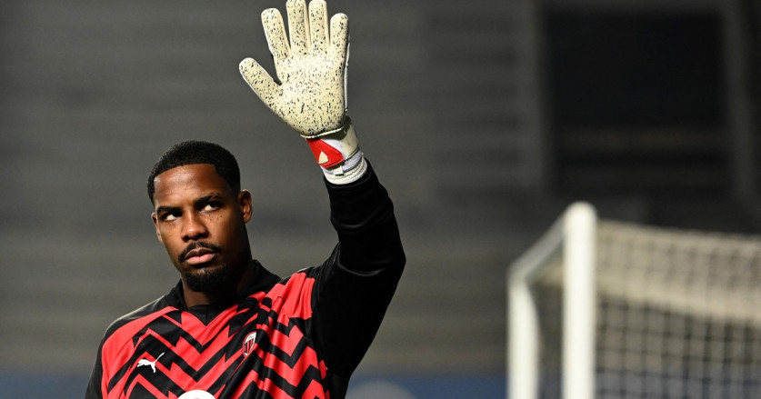 Chelsea Naikkan Tawaran untuk Mike Maignan Usai Milan Anggap Terlalu Meremehkan