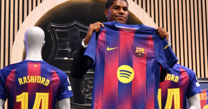 Fans Barcelona Beri Penilaian pada Debut Marcus Rashford Melawan Vissel Kobe