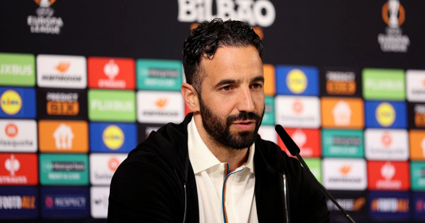 Manchester United Bersaing dengan Raksasa Eropa untuk Bintang PSG