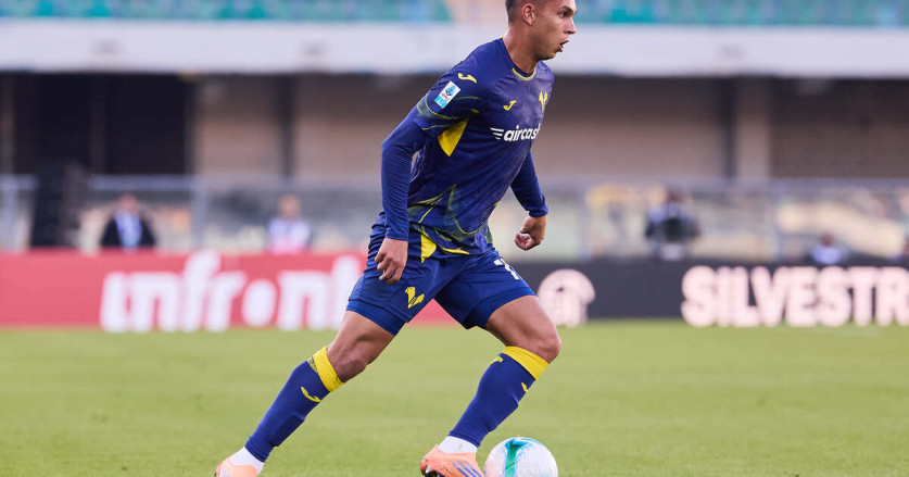 Napoli Amankan Giovane dari Verona dengan Kesepakatan Rp 320 Miliar