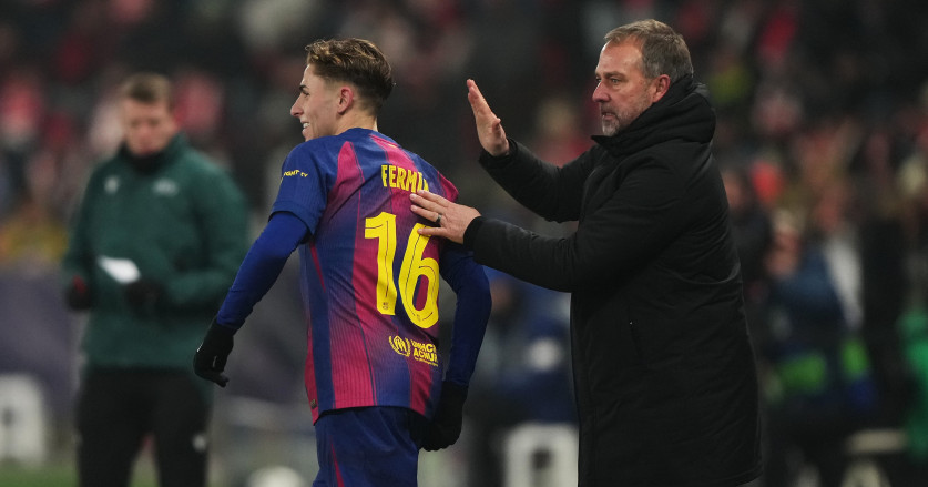 Reaksi Hansi Flick Terhadap Cedera Pedri dan Kemenangan Barcelona