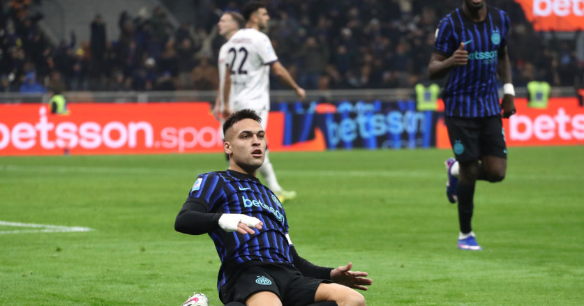 Kemenangan Gemilang Bawa Inter ke Puncak Klasemen Serie A