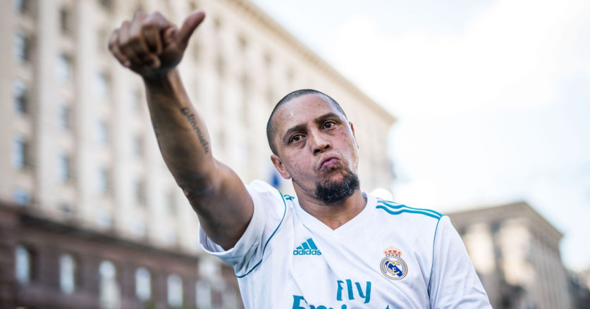 Roberto Carlos: Ronaldo Nazario Bisa Raih 15 Ballon d'Or Tanpa Cedera