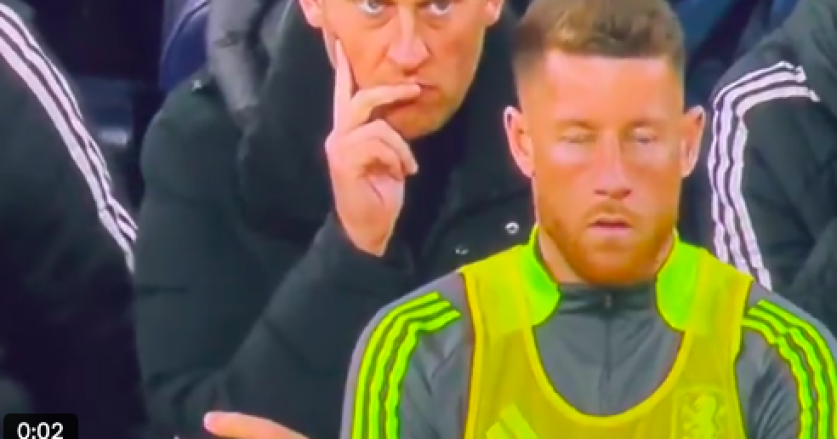 Reaksi Ross Barkley di Bangku Cadangan Aston Villa Membuat Fans Terbelah