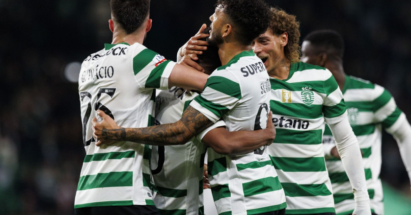 Prediksi Pertandingan Vitoria de Guimaraes vs Sporting CP | 23 Desember 2025