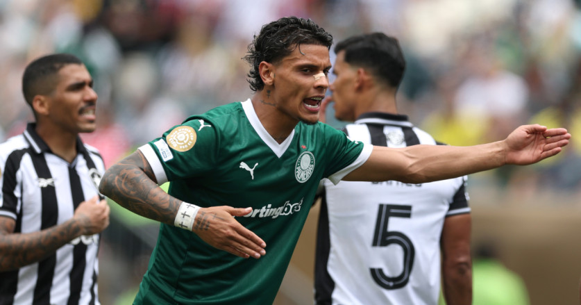 Lika-Liku Roma Kejar Richard Rios, Pilihan Utama untuk Lini Tengah