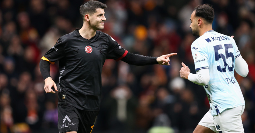 Como Ajukan Tawaran Rp 660 Miliar untuk Dua Pemain AC Milan