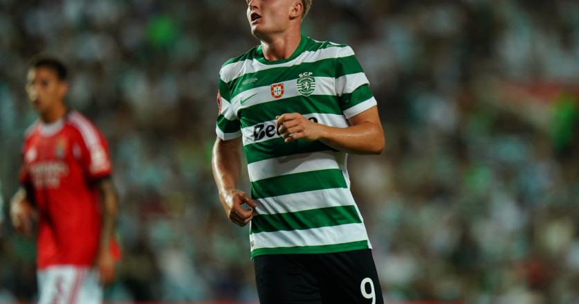 Milan Hadapi Akhir Negosiasi dengan Conrad Harder