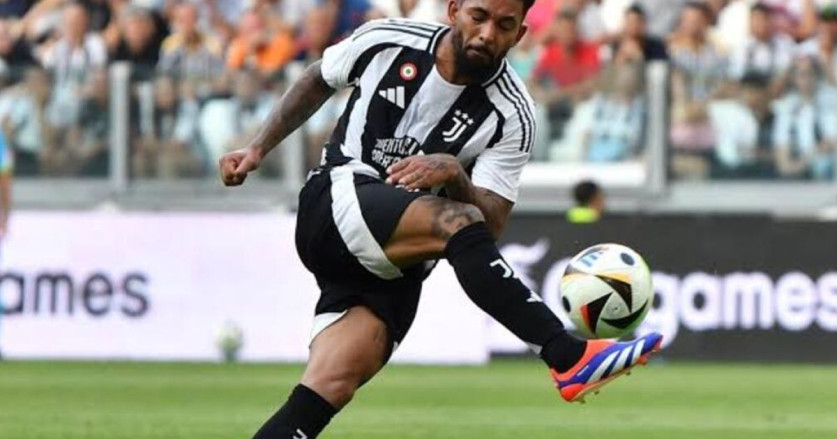 Nottingham Forest Sepakati Transfer Douglas Luiz dari Juventus