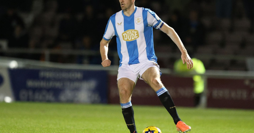 Prediksi dan Analisis Pertandingan Huddersfield Town vs Northampton Town